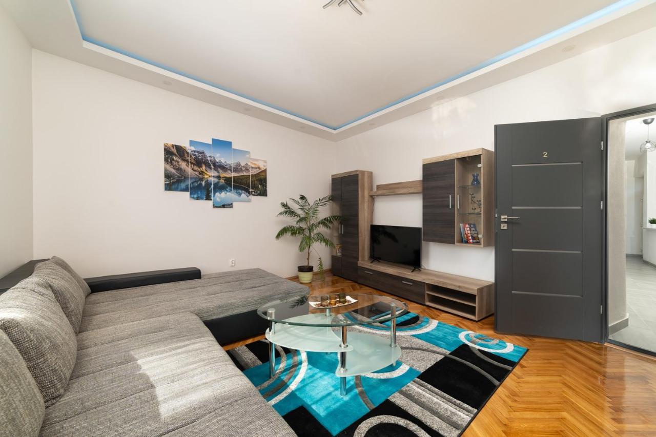Ro-Land Vendeghaz Apartment Мисколк Екстериор снимка